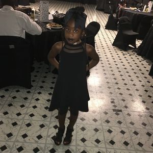 Meet your Posher, Algery